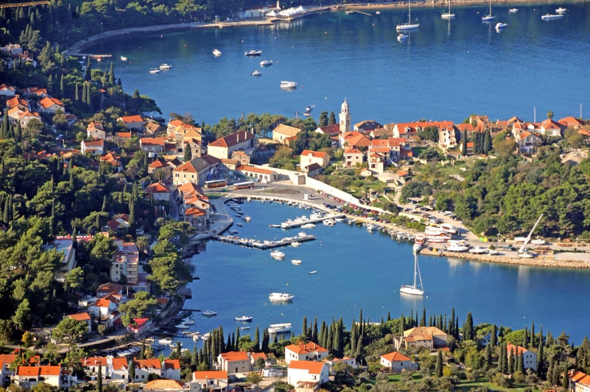 Cavtat, Konavle and Sivi Soko Small Group Tour with Lunch